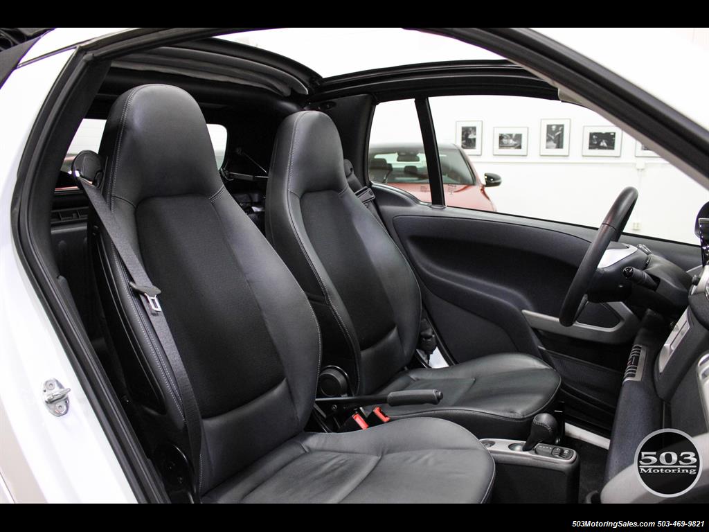 2014 Smart fortwo passion electric cabriolet; White/Black, Loaded! - Photo 38 - Beaverton, OR 97005