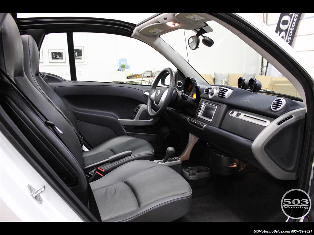 2014 Smart fortwo passion electric cabriolet; White/Black, Loaded! - Photo 37 - Beaverton, OR 97005