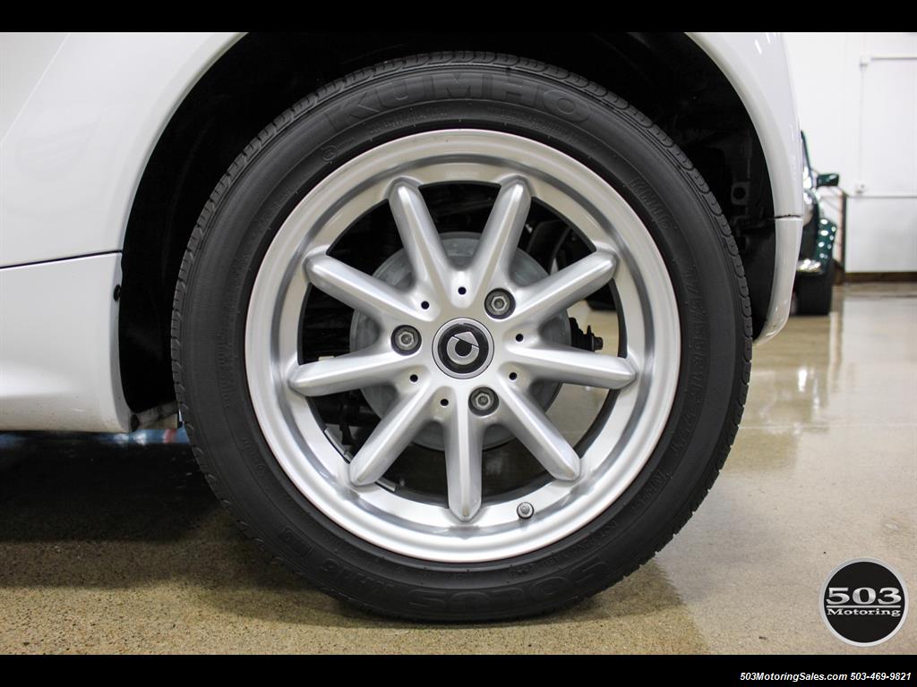 2014 Smart fortwo passion electric cabriolet; White/Black, Loaded! - Photo 24 - Beaverton, OR 97005
