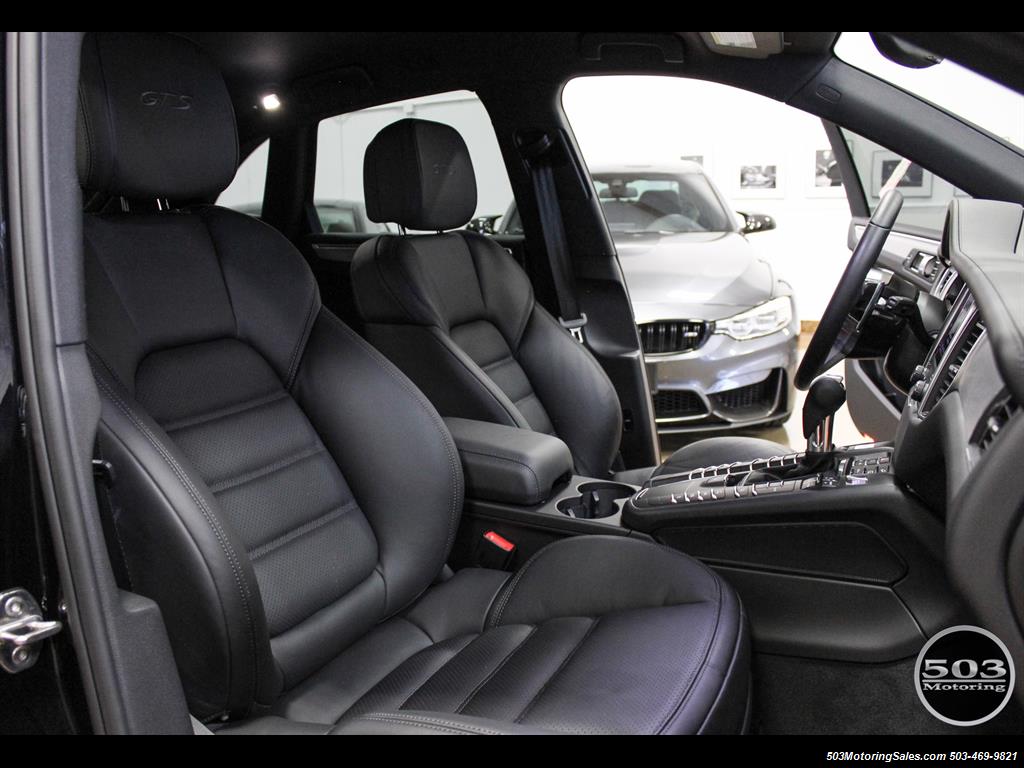 2017 Porsche Macan GTS; Black/Black w/ 2.5k Miles! - Photo 26 - Beaverton, OR 97005