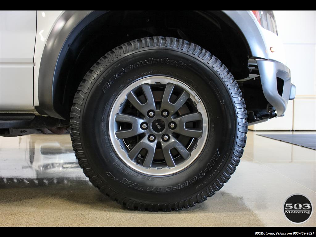 2010 Ford F-150 SVT Raptor; White/Black w/ Only 17k Miles! - Photo 23 - Beaverton, OR 97005