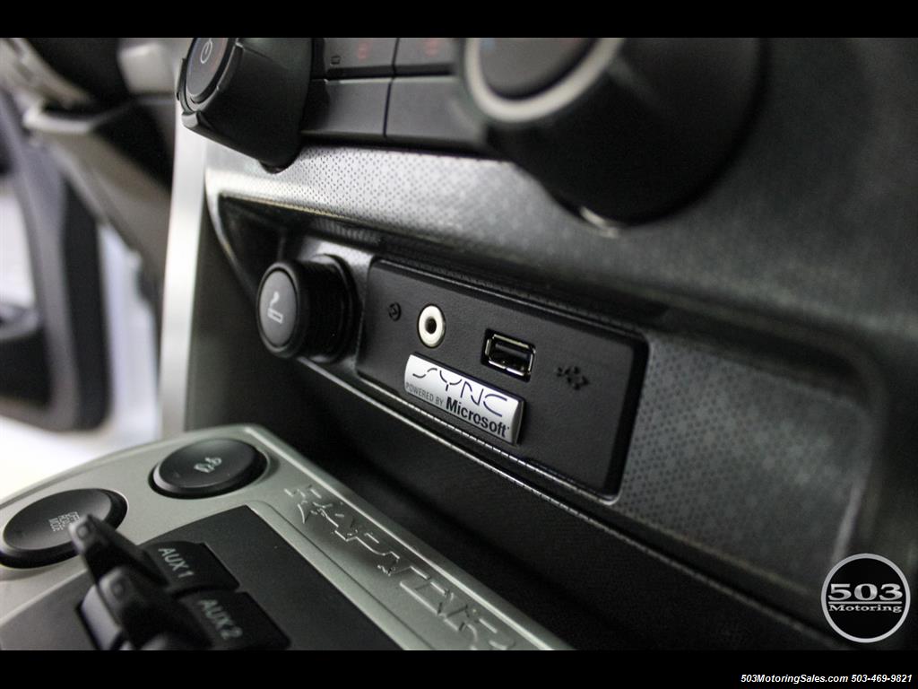 2010 Ford F-150 SVT Raptor; White/Black w/ Only 17k Miles! - Photo 35 - Beaverton, OR 97005