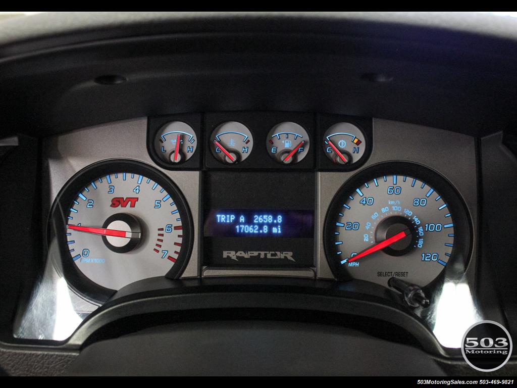 2010 Ford F-150 SVT Raptor; White/Black w/ Only 17k Miles! - Photo 27 - Beaverton, OR 97005