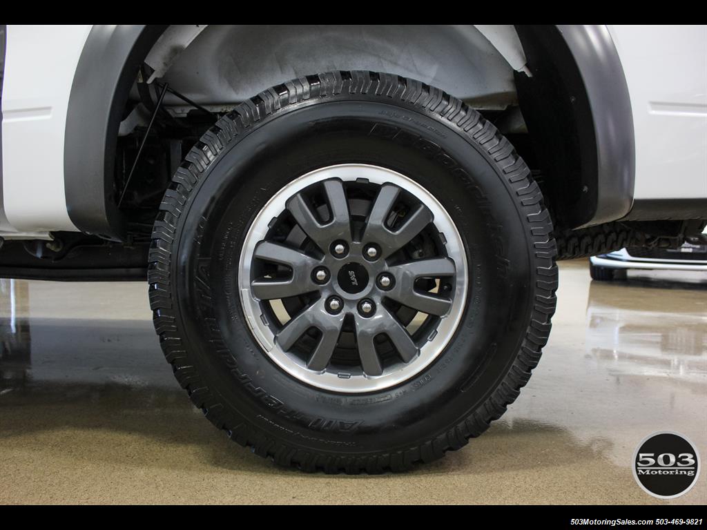 2010 Ford F-150 SVT Raptor; White/Black w/ Only 17k Miles! - Photo 21 - Beaverton, OR 97005