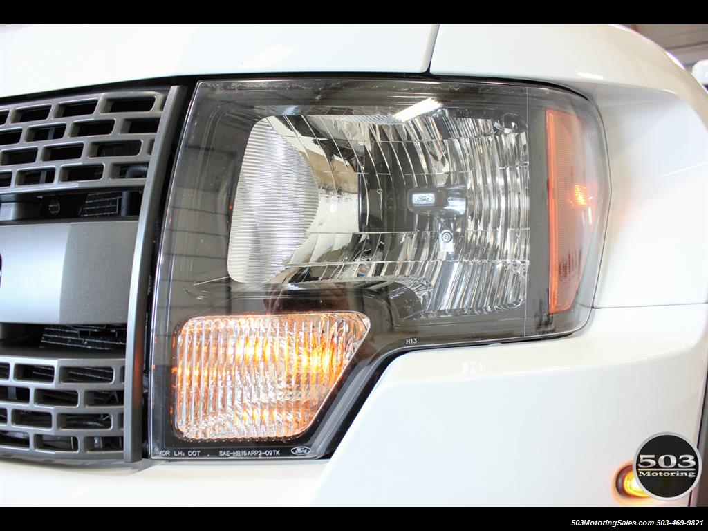 2010 Ford F-150 SVT Raptor; White/Black w/ Only 17k Miles! - Photo 10 - Beaverton, OR 97005