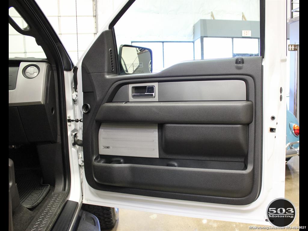 2010 Ford F-150 SVT Raptor; White/Black w/ Only 17k Miles! - Photo 41 - Beaverton, OR 97005